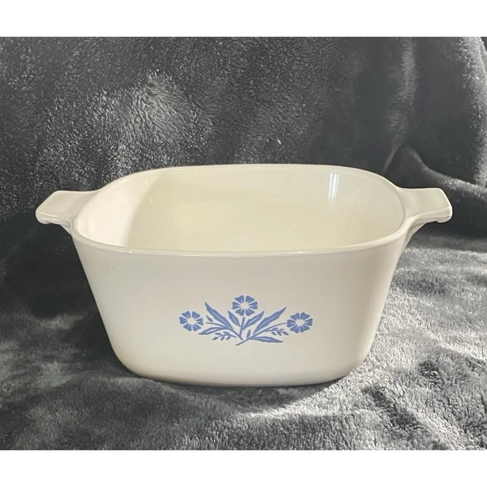 Corning Ware Blue Cornflower Pyroceram Casserole Dish 1.75 Qt P-1¾-B-USA Vintage
